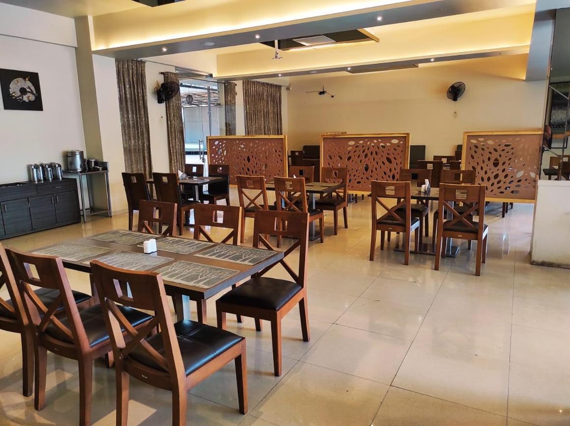 Hotel Rasika كولهابور المظهر الخارجي الصورة